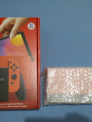 Nintendo Switch Dock нов от OLED Mario Red Edition червен