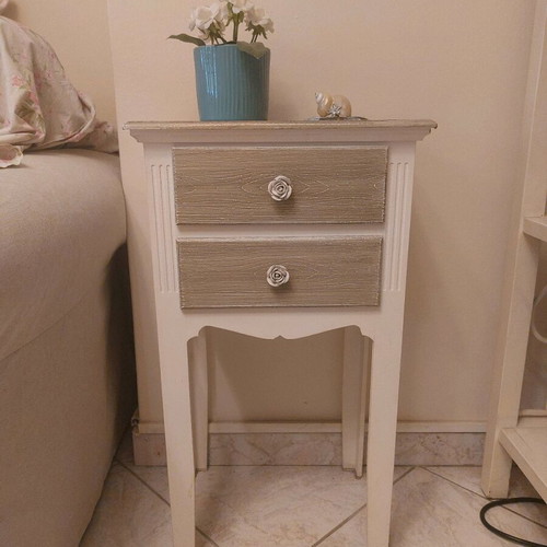 Inart nightstand like new