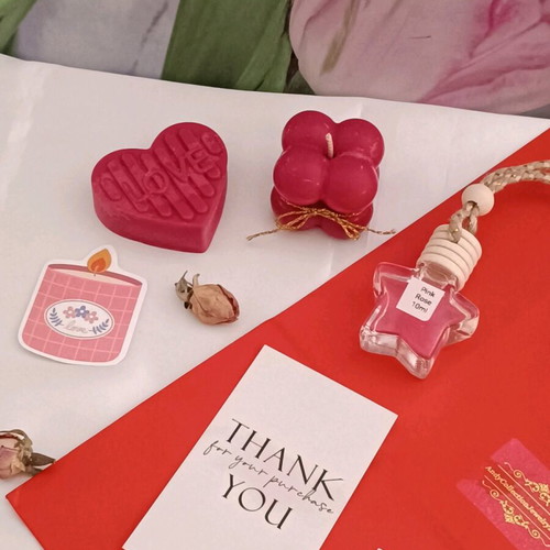 Inspired Si Passione & Pink Rose Gift Set with Candle, Wax Melt & Car Diffuser