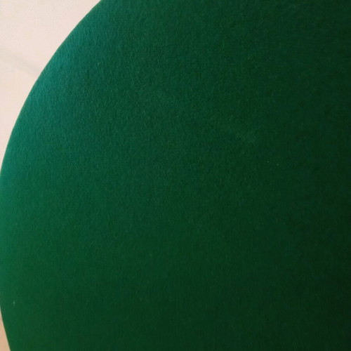 Folding round table with felt like new, 1 meter diameter