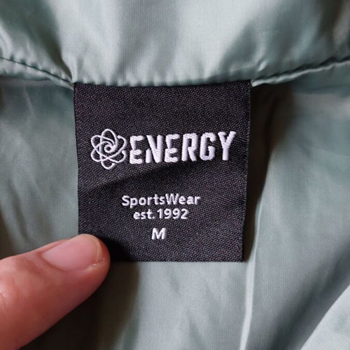 Energy waterproof jacket size Medium like new, black and green