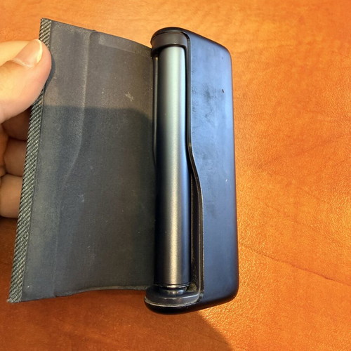 IQOS ILUMA i PRIME used, blue gray with charging case