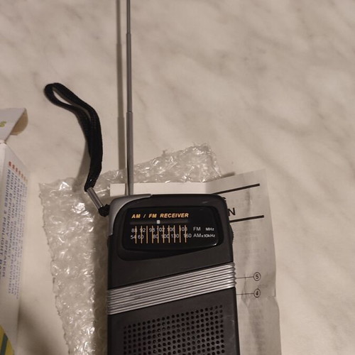 Sports ST-14 vintage AM/FM pocket radio, new old stock