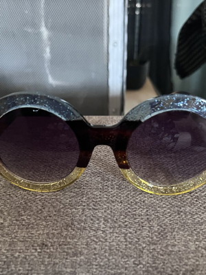 Visio Loop Sunglasses like new, colorful design