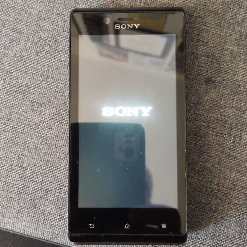 Sony Xperia J (ST26i) used, for parts with original BA900 battery