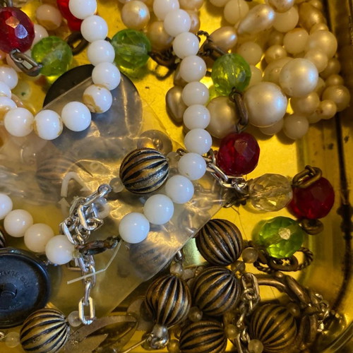 Vintage beads and pearls used with box