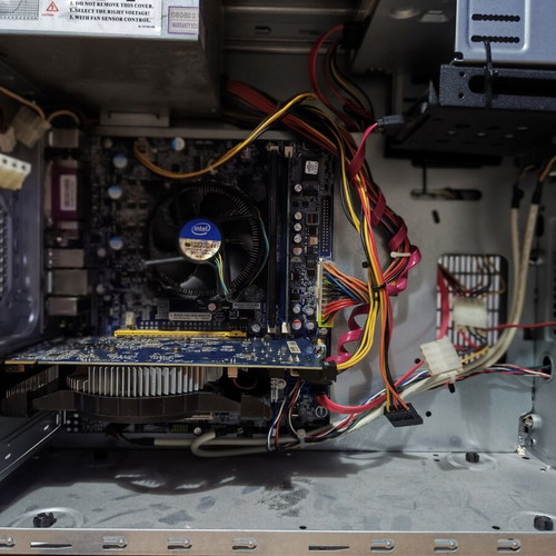 Desktop computer i5 760 used with 3GB RAM, HD 7770 GPU, 120GB SSD, Windows 10 Home or Batocera