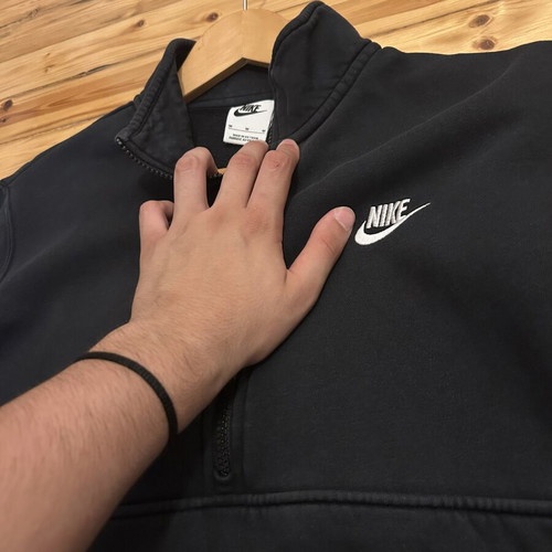 Nike quarter zip black medium like new