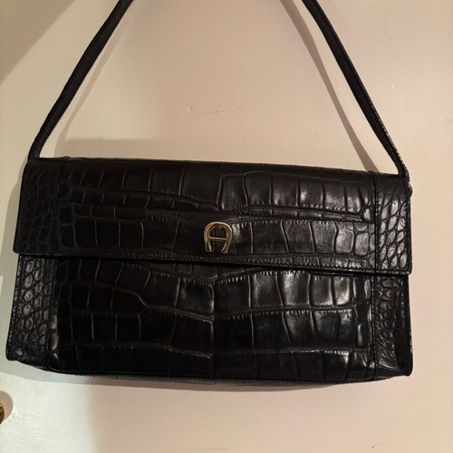 Etienne Aigner Croco Noir leather shoulder bag like new