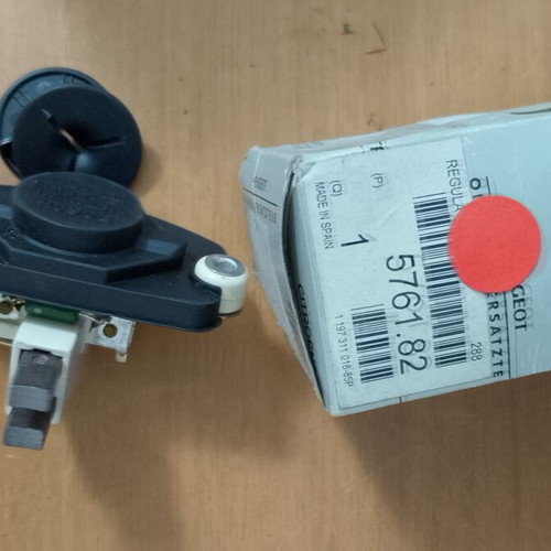Peugeot 205 305 309 405 J5 Alternator Regulator 5761.82 New Genuine
