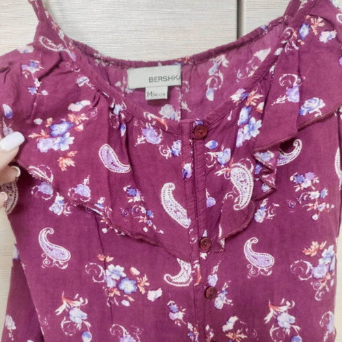 Bershka Cami Spaghetti Shirt cotton print top like new, magenta burgundy