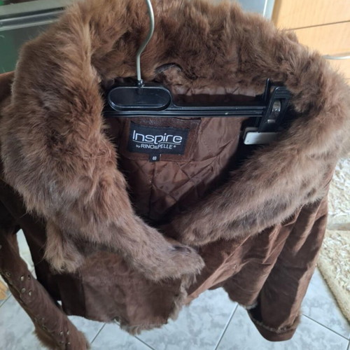 Women’s fur jacket like new, size 40, beige brown