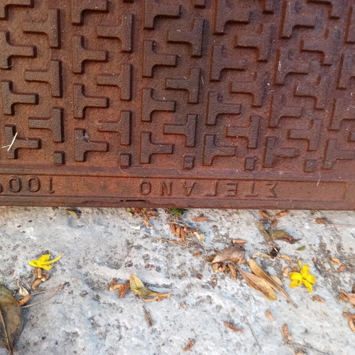 Manhole Cover with Frame New, Cast Iron, 500x560x40 mm