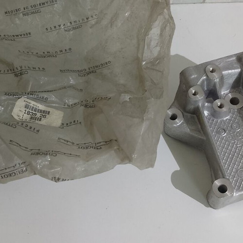 Peugeot Right Engine Mount New Genuine Code 1839.26 for 106 205 306 Xsara