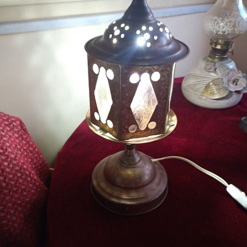 Brass table lamp used, height 0.34 m