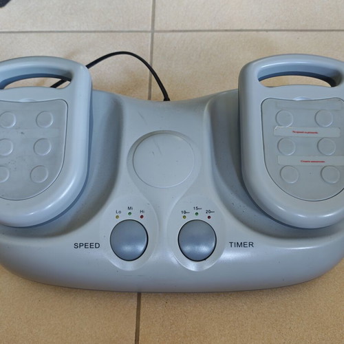 Foot massage machine like new, for use while lying down