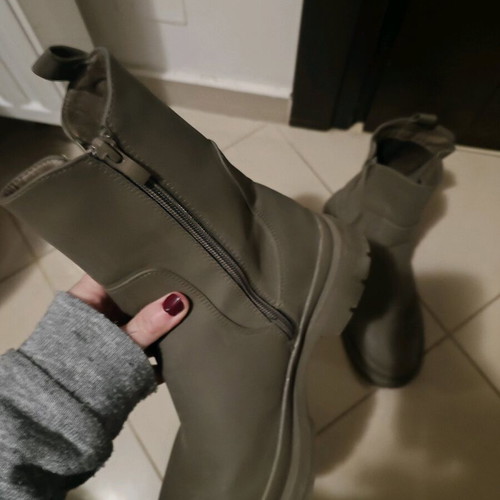 Luigi women's waterproof ankle boots like new, size 39