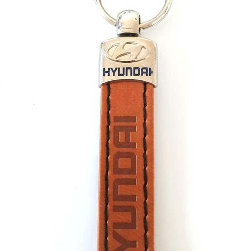 Hyundai leather car keychain new, brown