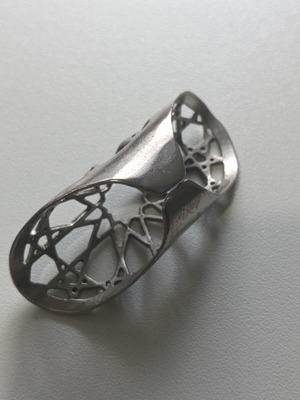 Long ring with adjustable opening like new