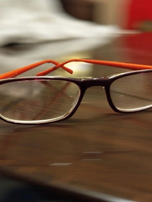 Marconi MOD.888 eyeglasses like new, brown and red
