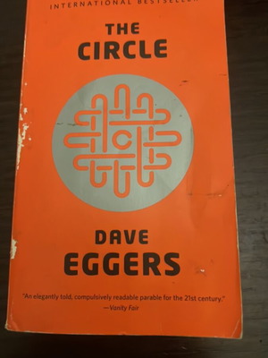 The Circle by Dave Eggers English edition like new