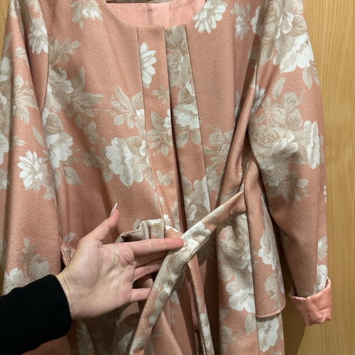 Milkwhite coat like new, size small, beige pink