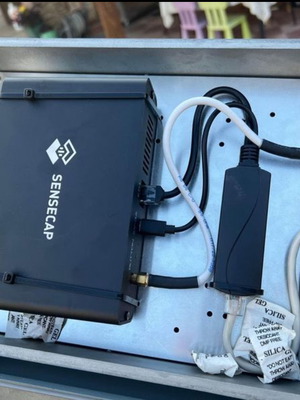 Helium Minner Sensecap 8gb употребяван с 8db антена и водоустойчив корпус