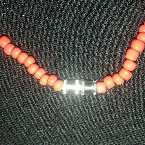 Necklace with red coral and screw clasp new