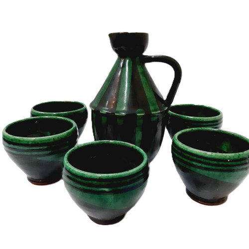 Troyan Ceramic Set like new, jug and 6 cups green and black glaze