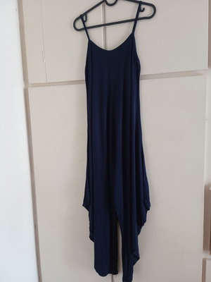 Secret jumpsuit like new, size small, blue