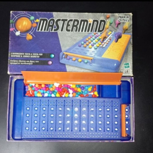 Board games set like new with Mastermind, electronic quiz and Pyrgolexo