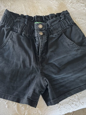 Benetton black shorts XS like new with elastic waistband