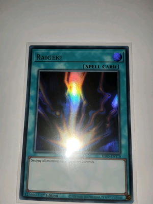 Raigeki Yu-Gi-Oh! card near mint, Ultra Rare