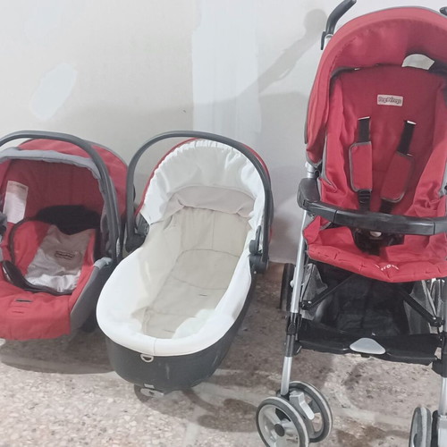 Peg Perego Pliko P3 transport system with Fisher-Price seat used