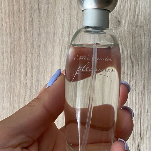 Estée Lauder Pleasures Eau de Parfum 50ml like new