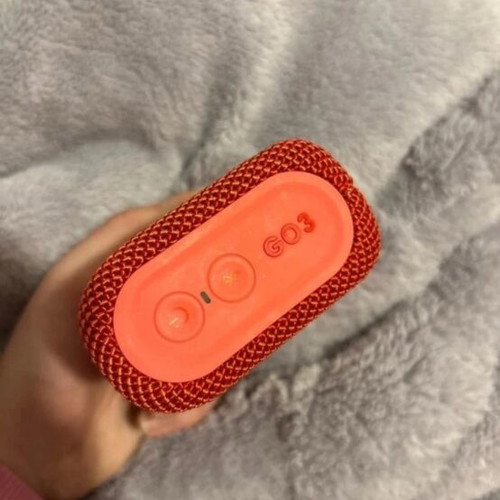 JBL GO3 waterproof portable Bluetooth speaker like new