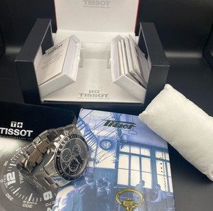 TISSOT V8 Хронограф от неръждаема стомана с гривна