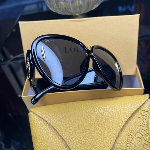 Women's sunglasses new, black