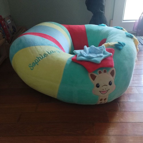 Baby Seat Sensory Toy Maxi Larie, new