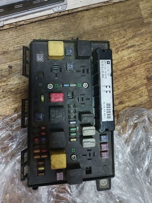 Fuse box Opel Astra H used, 13191129 FF, 5DK008668 - 27