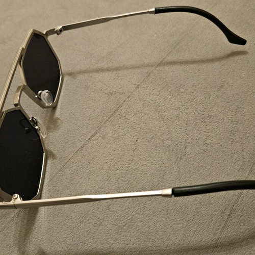 Design sunglasses with silver metal frame, new