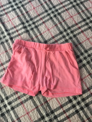 Girls' shorts pink size 128 cm like new