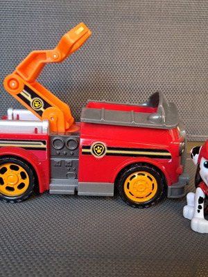 Φιγούρα και όχημα Paw Patrol Marshall σαν καινούργιο