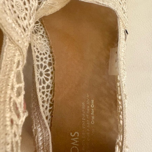 Дамски обувки Toms номер 41 употребявани, бели балерини