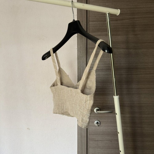 Stradivarius beige and white striped crop top size S like new