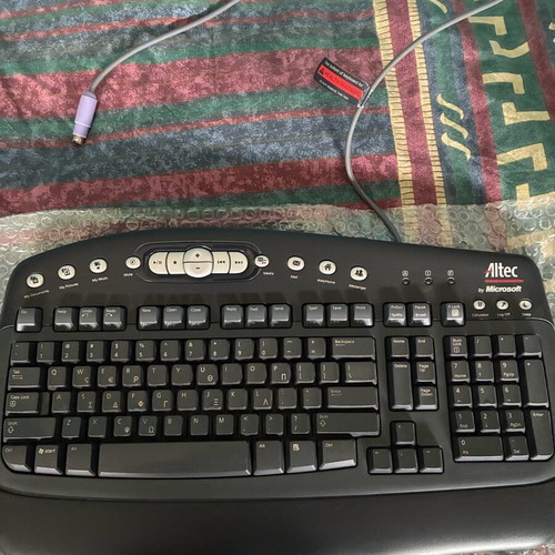 Wired mechanical keyboard PS/2 used (GR)