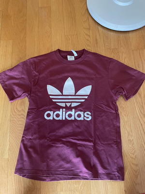 Adidas short-sleeve t-shirt like new, red, size S
