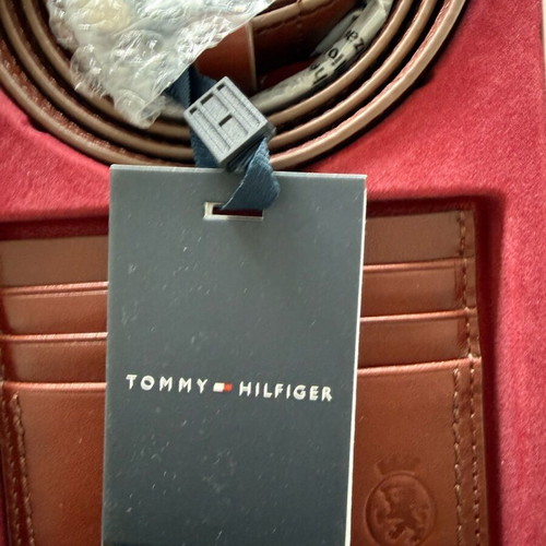Ζώνη και δερμάτινη κάρτα Tommy Hilfiger καφέ καινούργιο