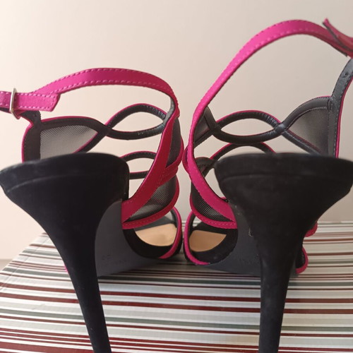 Vicenza sandals new, size 39, suede leather, black and pink