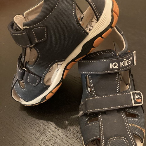 IQ KIDS leather sandals, size 28, blue